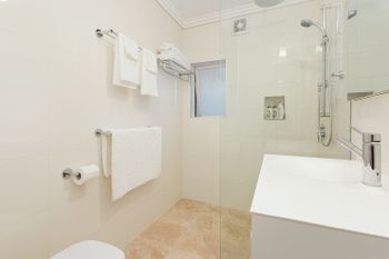Bondi Beach Waterfront - Accommodation Kalgoorlie 1