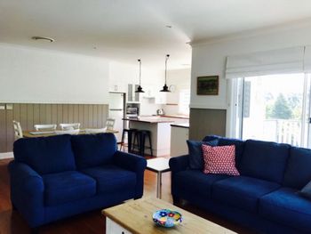 Lugarno House - Accommodation Kalgoorlie 4