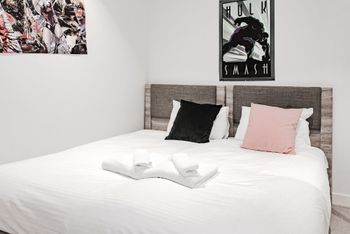 Zenith Melbourne Central - Accommodation Kalgoorlie 2