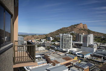 Holiday Inn Townsville - Accommodation Kalgoorlie 6