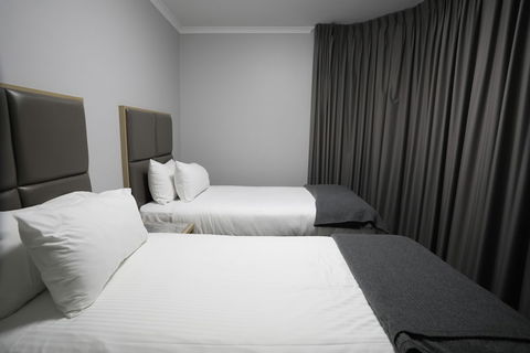 Madison Carrington Apartments - Accommodation Kalgoorlie 6