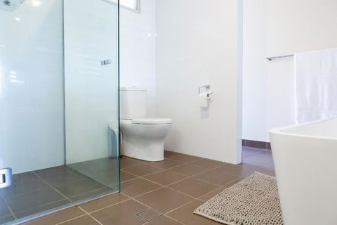 Beach & Bay Holiday House - Accommodation Kalgoorlie 2