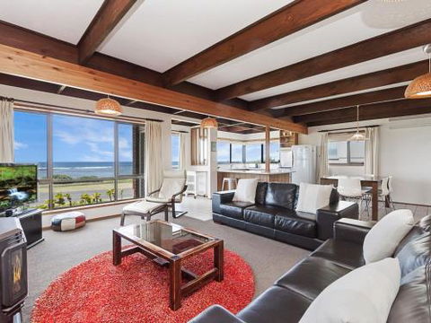 Swimmers Rest - Uninterrupted Panoramic Ocean Views - 1 Bedroom - Accommodation Kalgoorlie 2