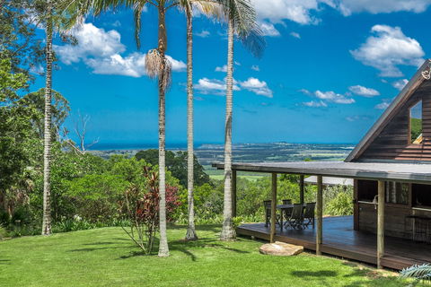 Your Luxury Escape - Cedar View - Accommodation Kalgoorlie 0