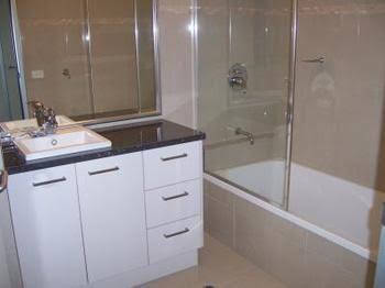 Harbour Views - Accommodation Kalgoorlie 4