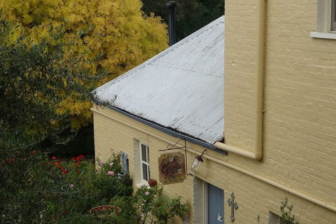 The Globe Inn - Accommodation Kalgoorlie 1