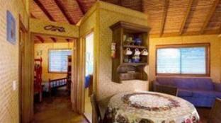 Straddie Bungalows - Accommodation Kalgoorlie 1