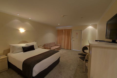 Charles Rasp Motor Inn & Cottages - Accommodation Kalgoorlie 7