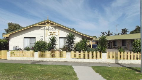 Lakes Entrance Holiday Units - Accommodation Kalgoorlie 0
