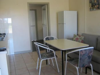 Lakes Entrance Holiday Units - Accommodation Kalgoorlie 5