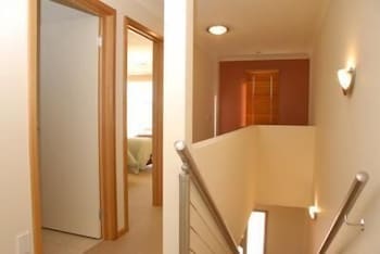 The Lakes Apartments - Accommodation Kalgoorlie 0