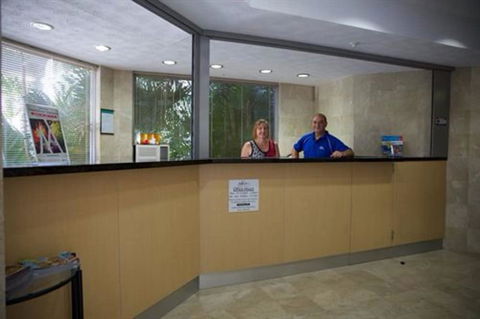 Surfers Mayfair - Accommodation Kalgoorlie 5