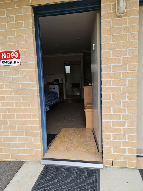 Edward Parry Motel & Apartments - Accommodation Kalgoorlie 2