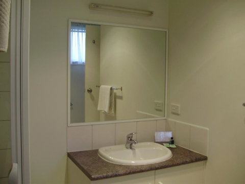 Redwood Manor Motel Apartments - Accommodation Kalgoorlie 6