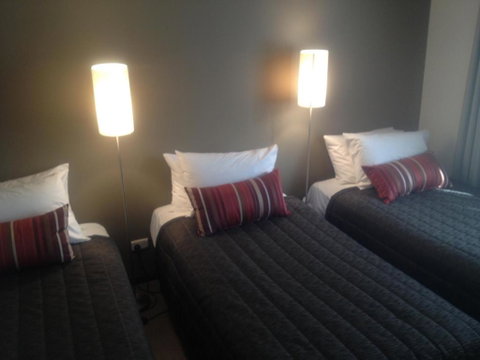 Redwood Manor Motel Apartments - Accommodation Kalgoorlie 2
