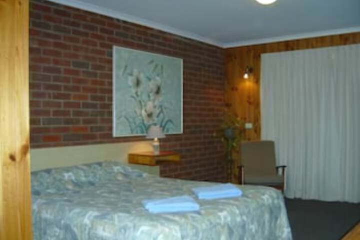 Tooleybuc ACT Accommodation Kalgoorlie