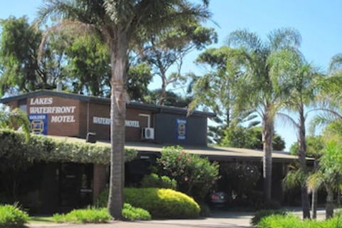 Lakes Waterfront Motel & Holiday Cottages - Accommodation Kalgoorlie 0