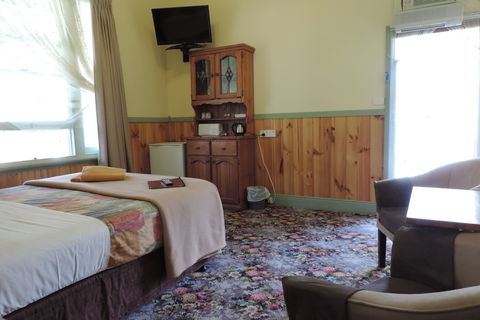 Snug As A Bug Motel - Accommodation Kalgoorlie 4