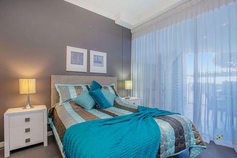 Silvershore Apartments On The Broadwater - Accommodation Kalgoorlie 3