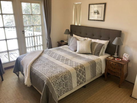 Dunmoylen House - Accommodation Kalgoorlie 6