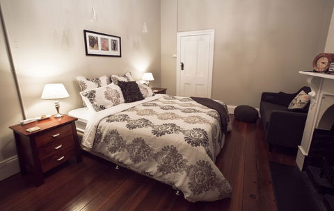 Dunmoylen House - Accommodation Kalgoorlie 5