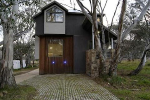 Blue Ice - Accommodation Kalgoorlie 2