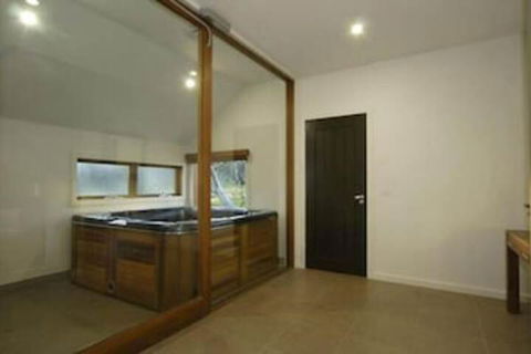 Blue Ice - Accommodation Kalgoorlie 3