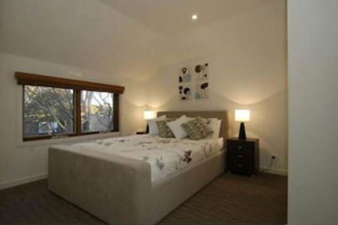 Blue Ice - Accommodation Kalgoorlie 4