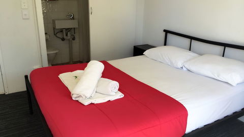 Gold Coast Backpackers - Hostel - Accommodation Kalgoorlie 6
