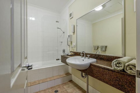 Golden Guitar Motor Inn - Accommodation Kalgoorlie 2