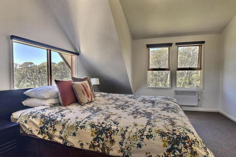 Cape Cod - Accommodation Kalgoorlie 2