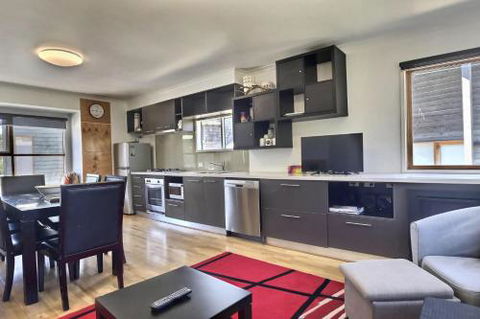 Cape Cod - Accommodation Kalgoorlie 5