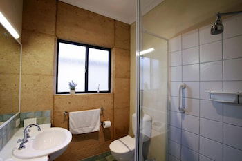 Whalers Cove Villas - Accommodation Kalgoorlie 0