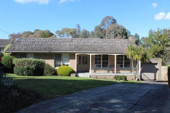 Australian Home Away At Doncaster Grange Park - Accommodation Kalgoorlie 6