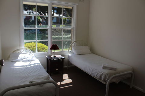 Australian Home Away At Doncaster Grange Park - Accommodation Kalgoorlie 0