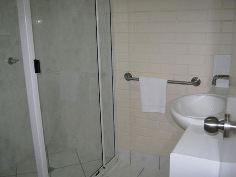 Emu Park Motel - Accommodation Kalgoorlie 1