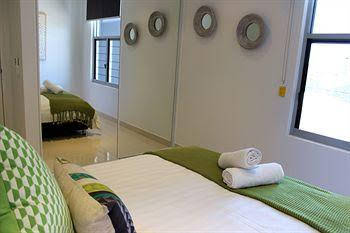 Signatures On Cavanagh â€“ The Kube - Accommodation Kalgoorlie 0