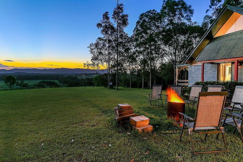Vineyard Hill - Accommodation Kalgoorlie 2