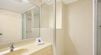 Surfers Beach Holiday Apartments - Accommodation Kalgoorlie 4