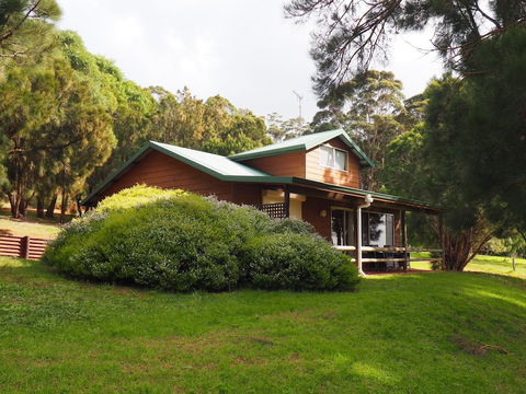Augusta Sheoak Chalets - Accommodation Kalgoorlie 2