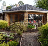 Magdala Motor Lodge  Lakeside Restaurant - Accommodation Kalgoorlie