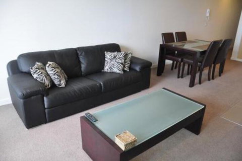 Astra Collins St. Docklands - Accommodation Kalgoorlie 2
