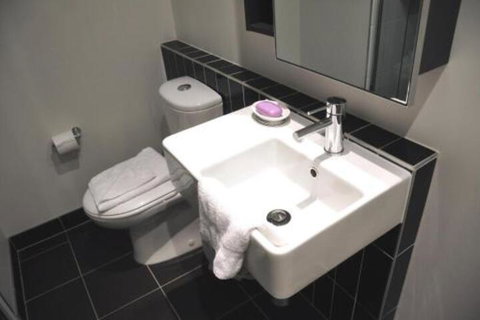 Astra Collins St. Docklands - Accommodation Kalgoorlie 3