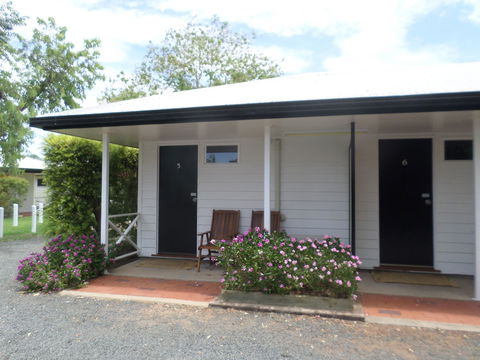 Warrego Hotel Motel Cunnamulla - Accommodation Kalgoorlie 0