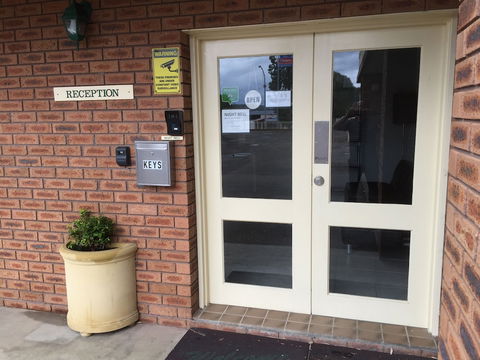Golf Links Motel - Accommodation Kalgoorlie 0