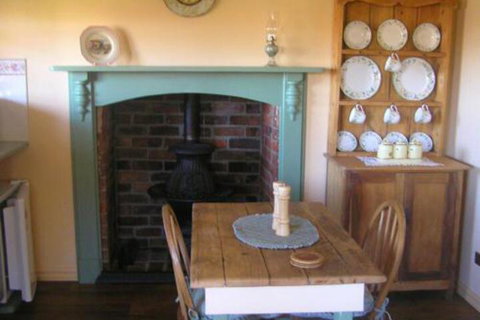 Valleyfield Cottage - Accommodation Kalgoorlie 5