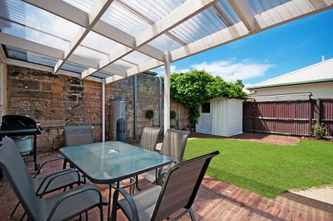 Historic Central Cottage In Warrnambool - Accommodation Kalgoorlie 6