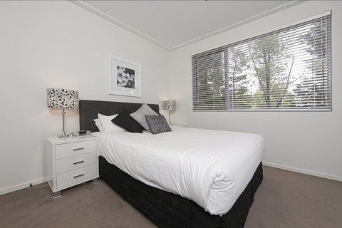 Accommodate Canberra - Glebe Park - Accommodation Kalgoorlie 7