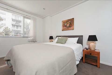 Accommodate Canberra - Glebe Park - Accommodation Kalgoorlie 3