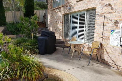Corlette Poolside Getaway - Accommodation Kalgoorlie 5